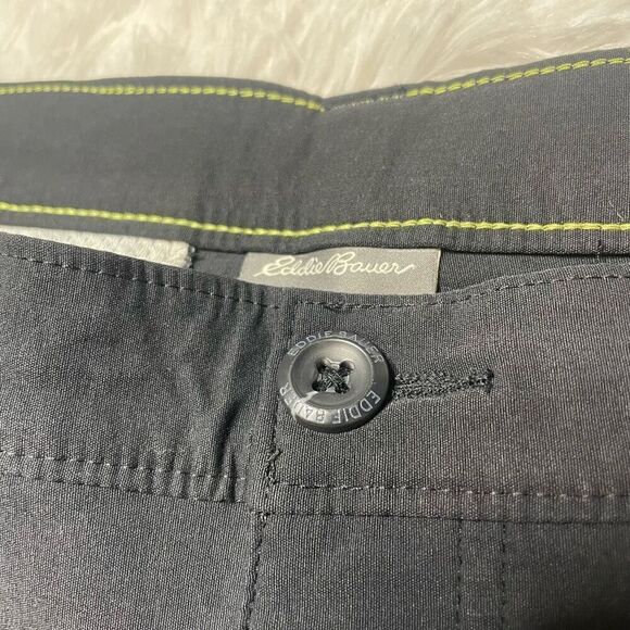 Eddie Bauer Mens Black Pants Size 34x32 Stretchy Zipper Pocket - Picture 4 of 12